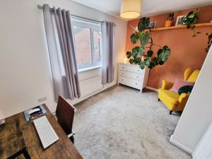 Photo 8- click for photo gallery